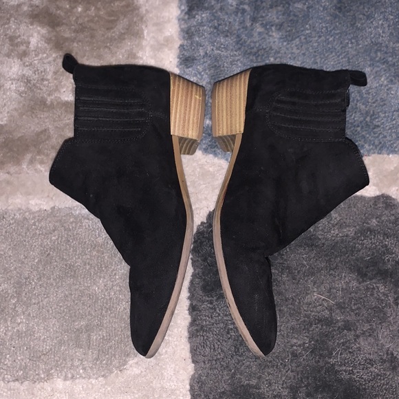 Black dress boots - Picture 3 of 3